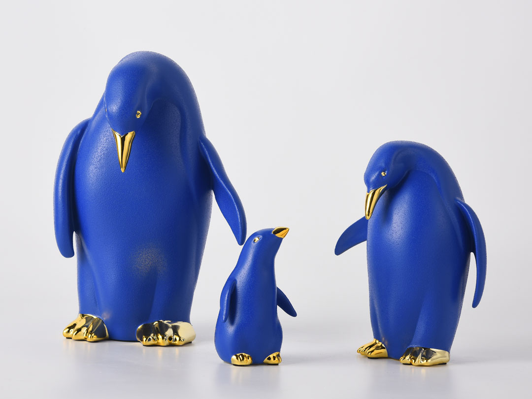 Arca Hiasan Resin Penguin